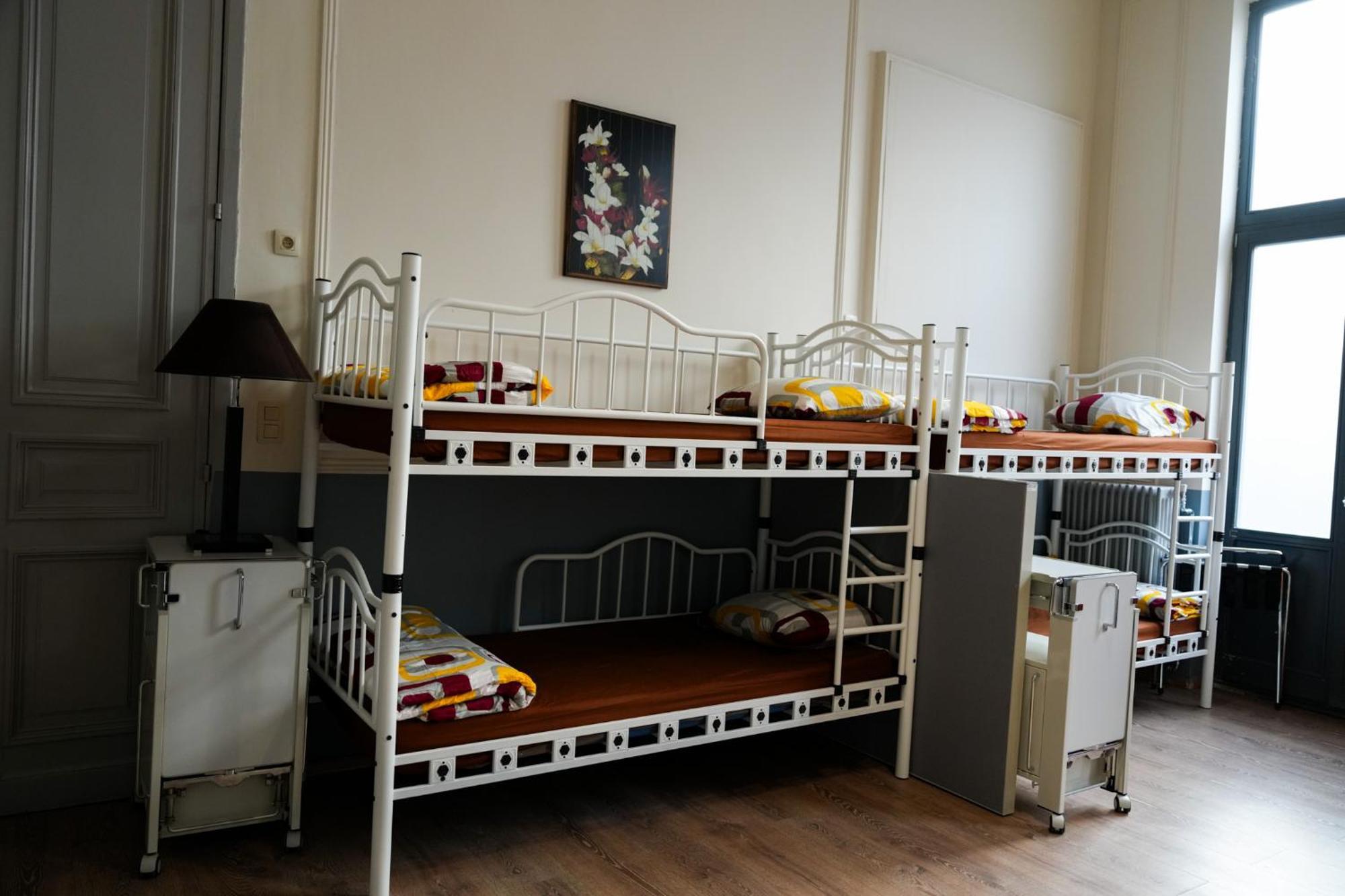 Hostel Your Midi Station Brussels