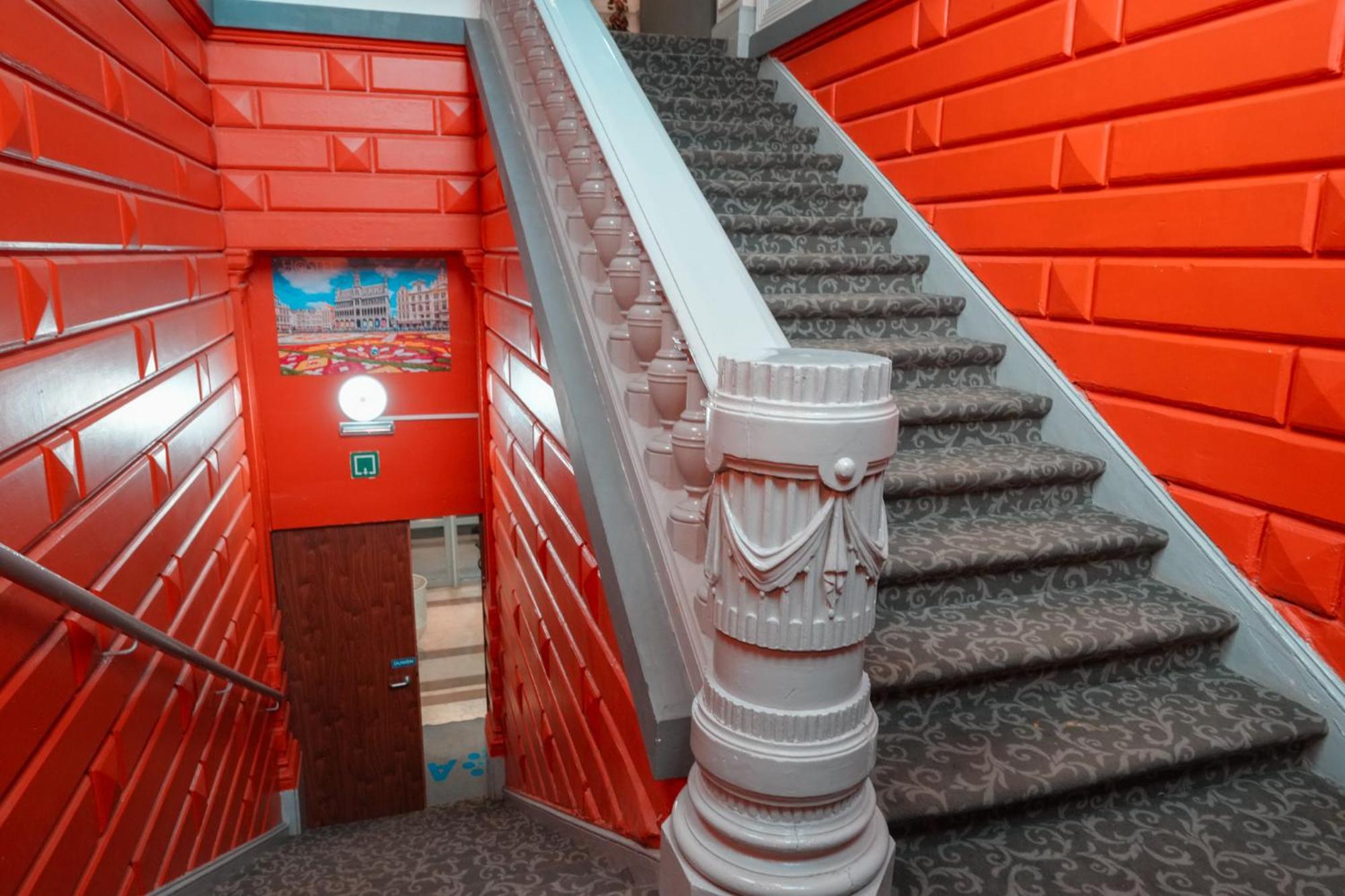 Auberge de jeunesse Your Midi Station *